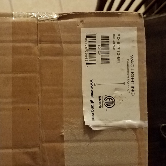 NWT Pendant Light - Picture 14 of 14